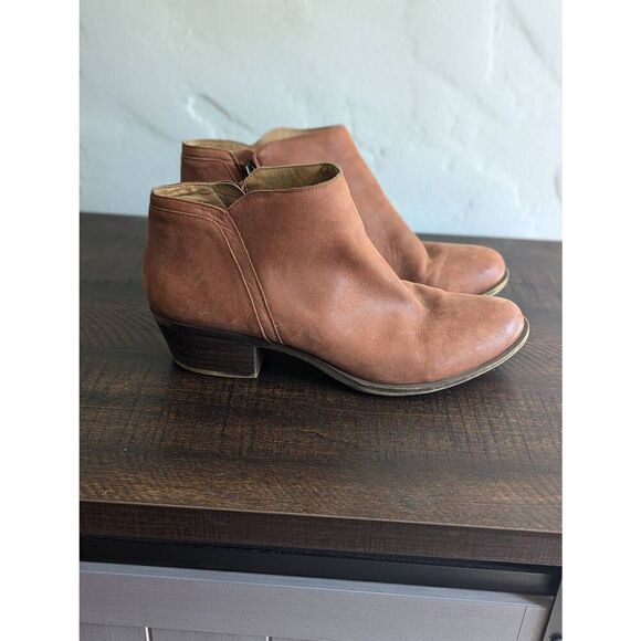 Lucky Brand Barstyn Camel Color Leather Ankle Bootie Boots - Size 8.5 - Picture 1 of 8